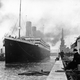 Ilustración para el artículo titulado La alucinante historia real del hombre que aparece un instante antes de que el Titanic se hunda en la película de James Cameron